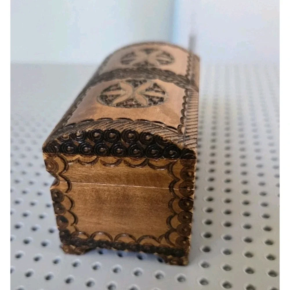 Wooden Polish Trinket Box Carved Treasure Chest Made in Tatra Mountains Poland - Picture 5 of 9